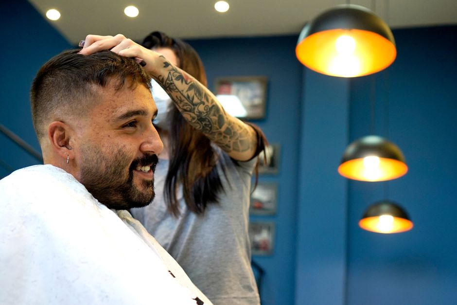 Portrét — Marek Vaněk, Senior barber